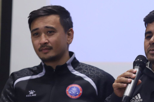 पर्याप्त तयारीबिना राष्ट्रिय लिग फुटबल